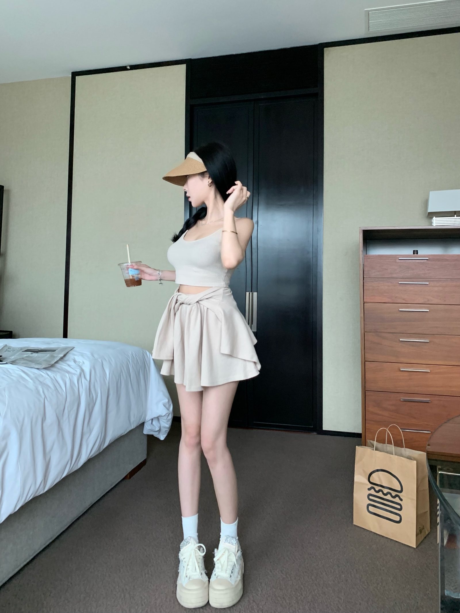 B211_8.jpg B211_8.jpg?id=1x7HWJU_4uxs0jdvBgUJpQZDHDV_-vCrE
