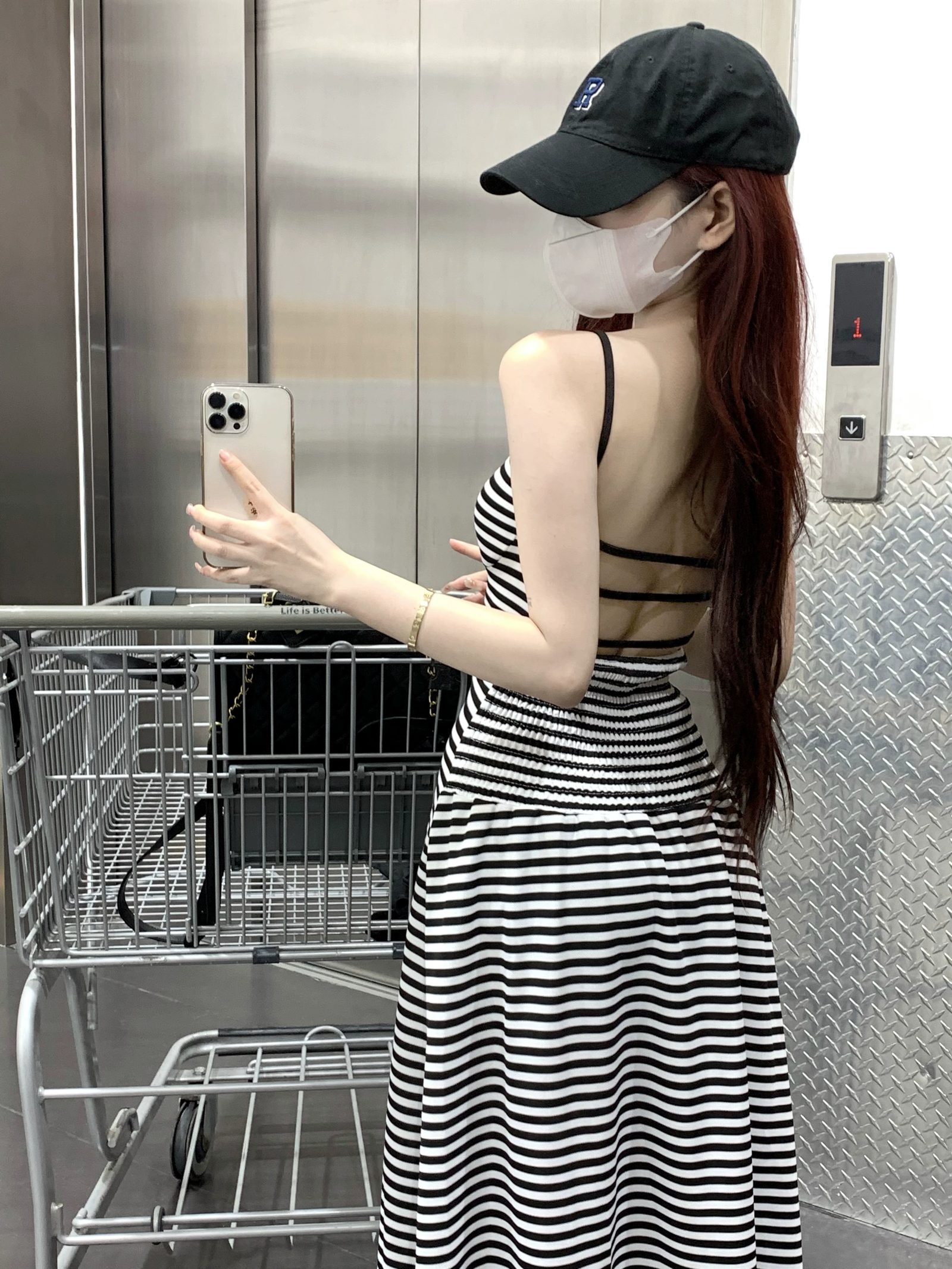 B218_2.jpg?id=1ZZJBAKIi8T7IEOzQTNLCQNnLEsH7xxvI