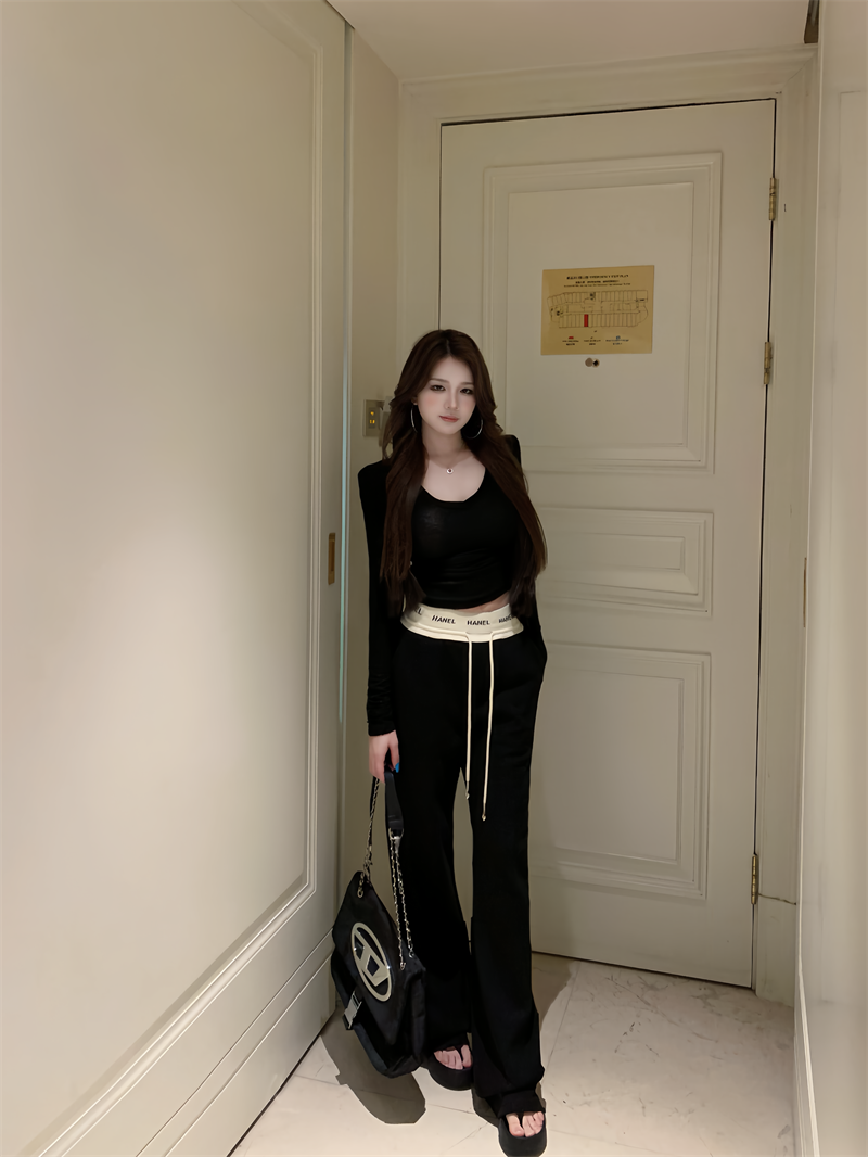 D323_22.jpg
