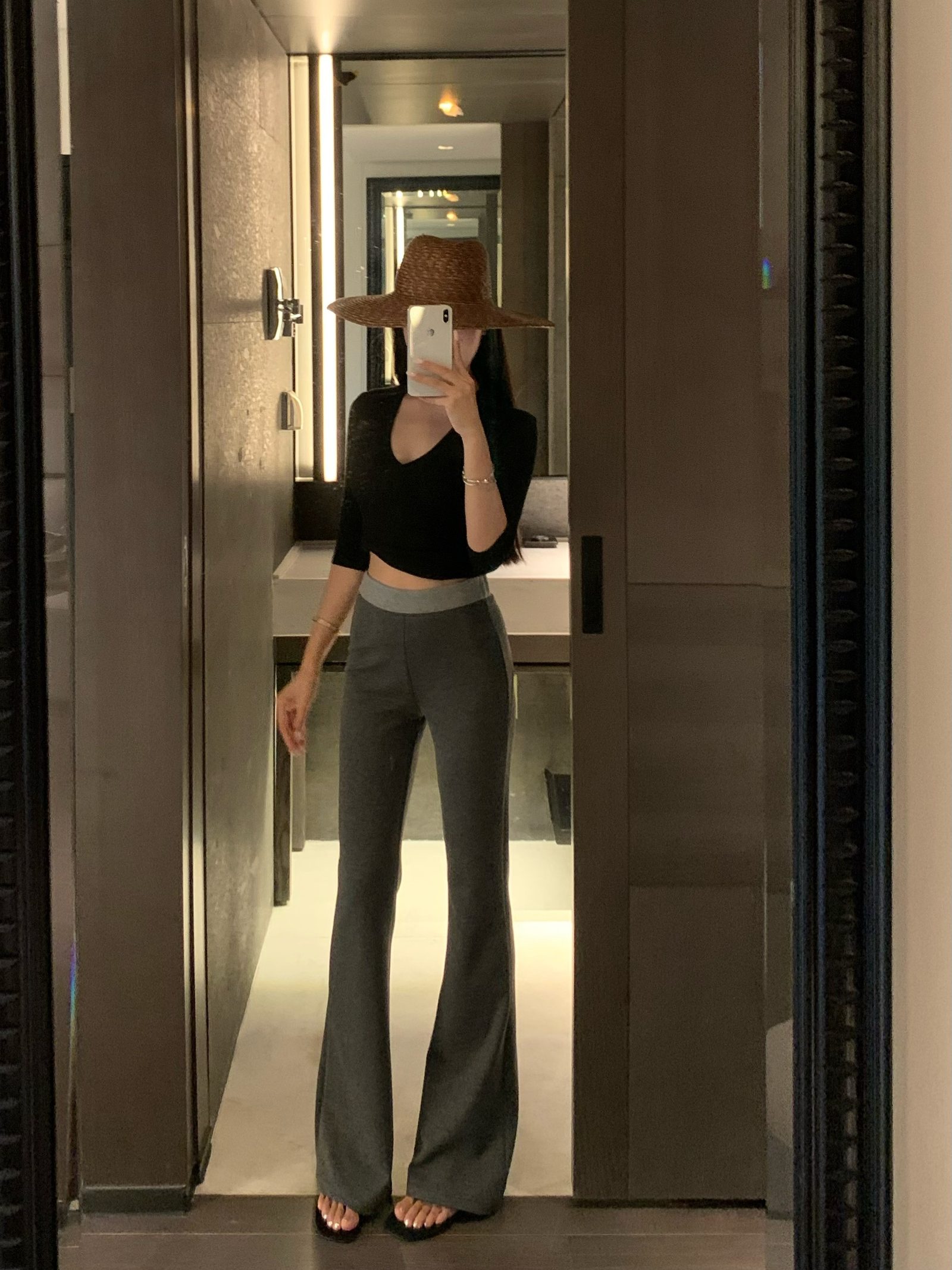 D328_16.jpg