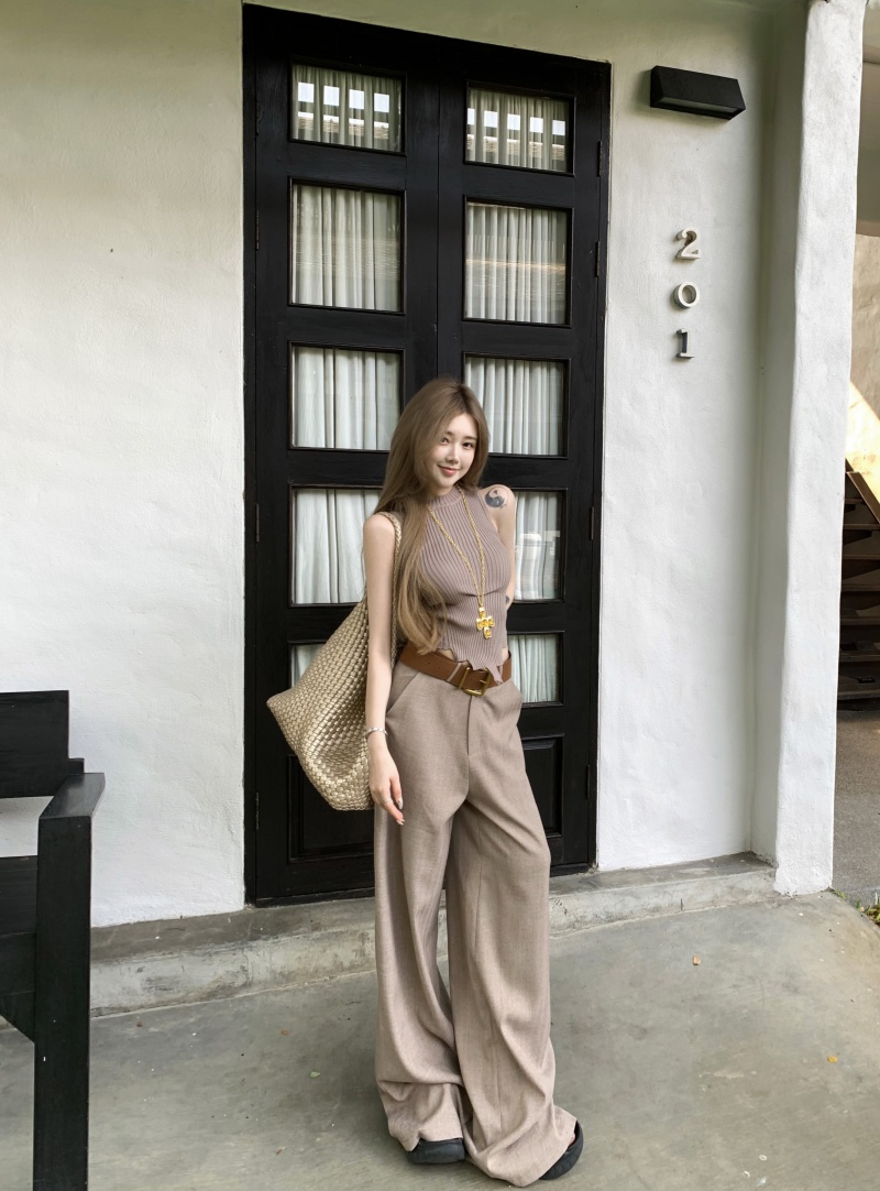 D404_12.jpg