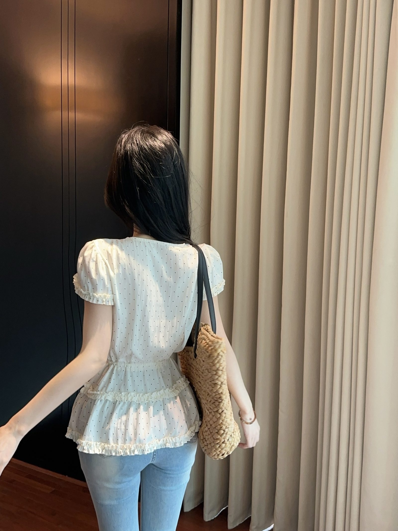 D413_20.jpg